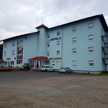 Hotel Atlantis Ramstein-Miesenbach Esterno foto